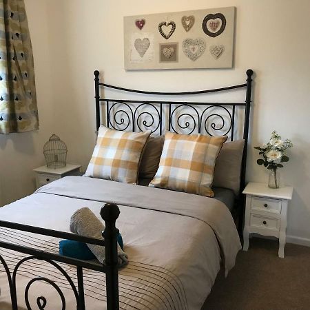 Villa Swale Corner Wellingborough Esterno foto