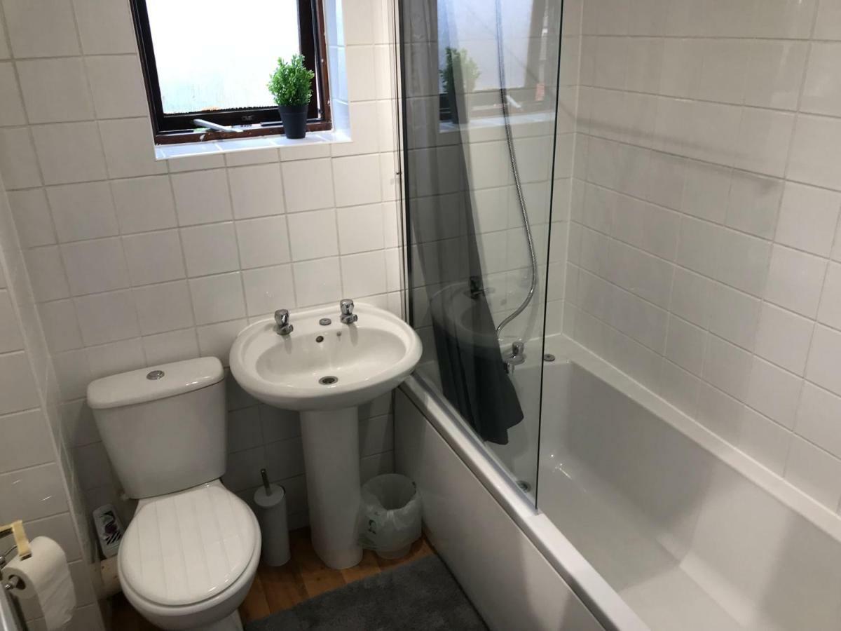 Villa Swale Corner Wellingborough Esterno foto