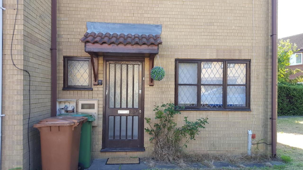 Villa Swale Corner Wellingborough Esterno foto